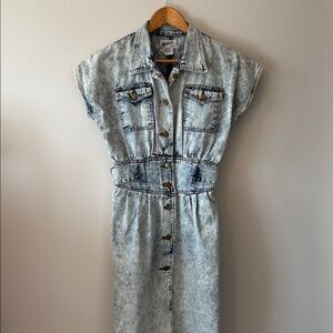 Mariposa Blue Acid Wash Denim